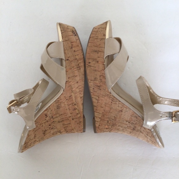 GUESS CORK WEDGE STRAPPY PLATFORM SANDALS SIZE 8.5 - Picture 5 of 16